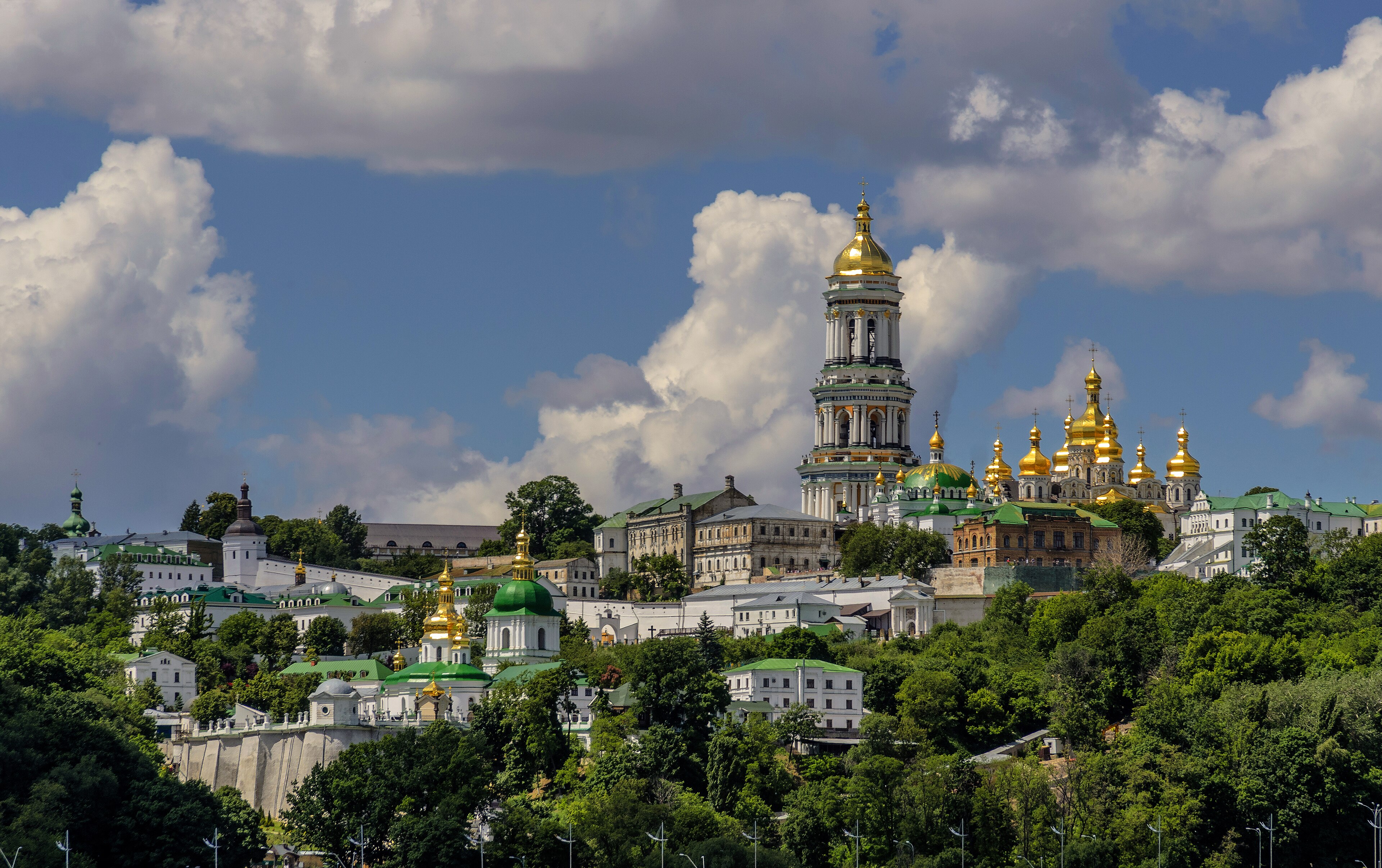 Wikipedia / Kiev (es)