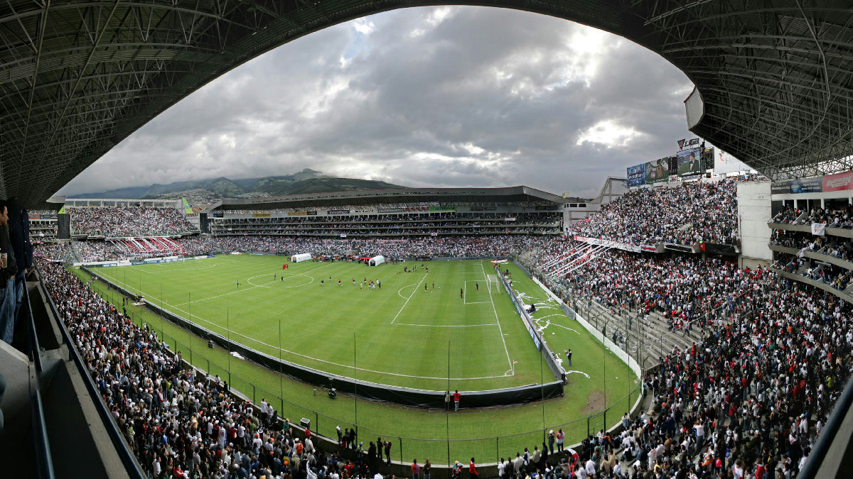 Wikipedia / Estadio Rodrigo Paz Delgado (en)