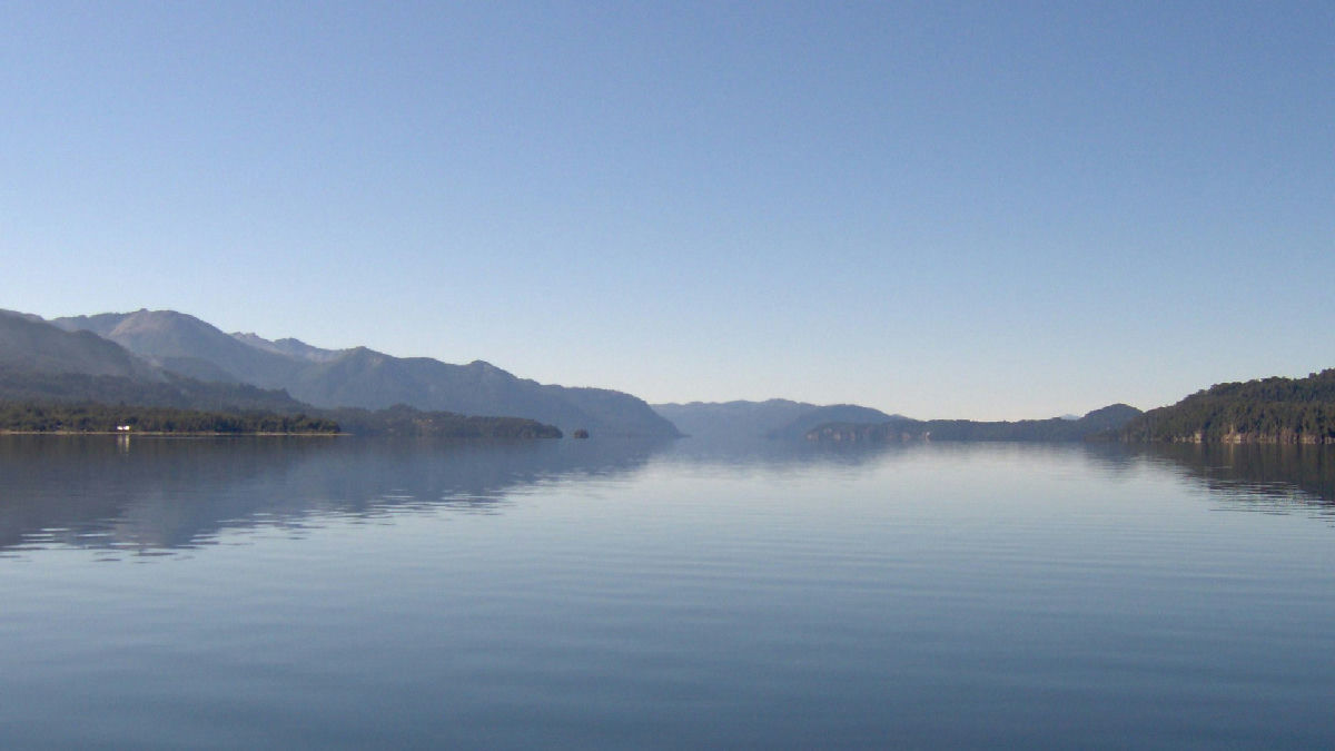 Wikipedia / Lago Nahuel Huapi (es)