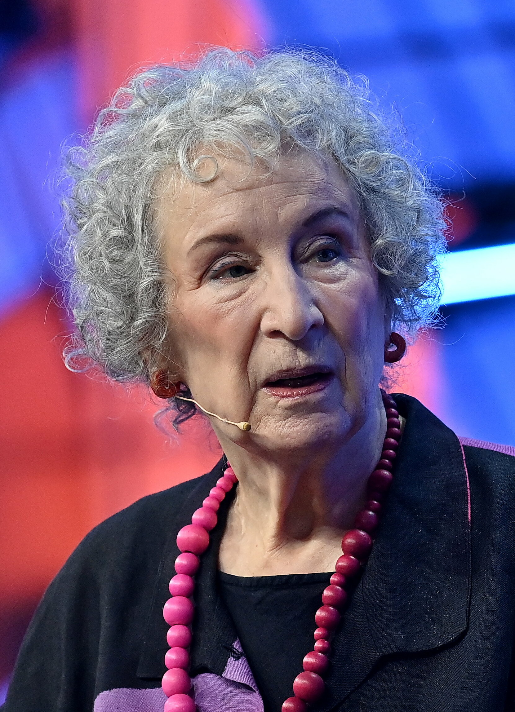 Wikipedia / Margaret Atwood (es)