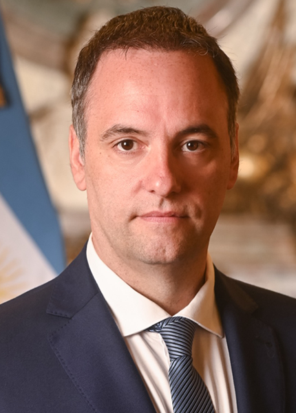 Wikipedia / Manuel Adorni (es)