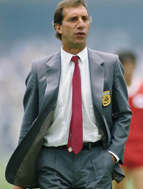 Wikipedia / Carlos Bilardo (es)