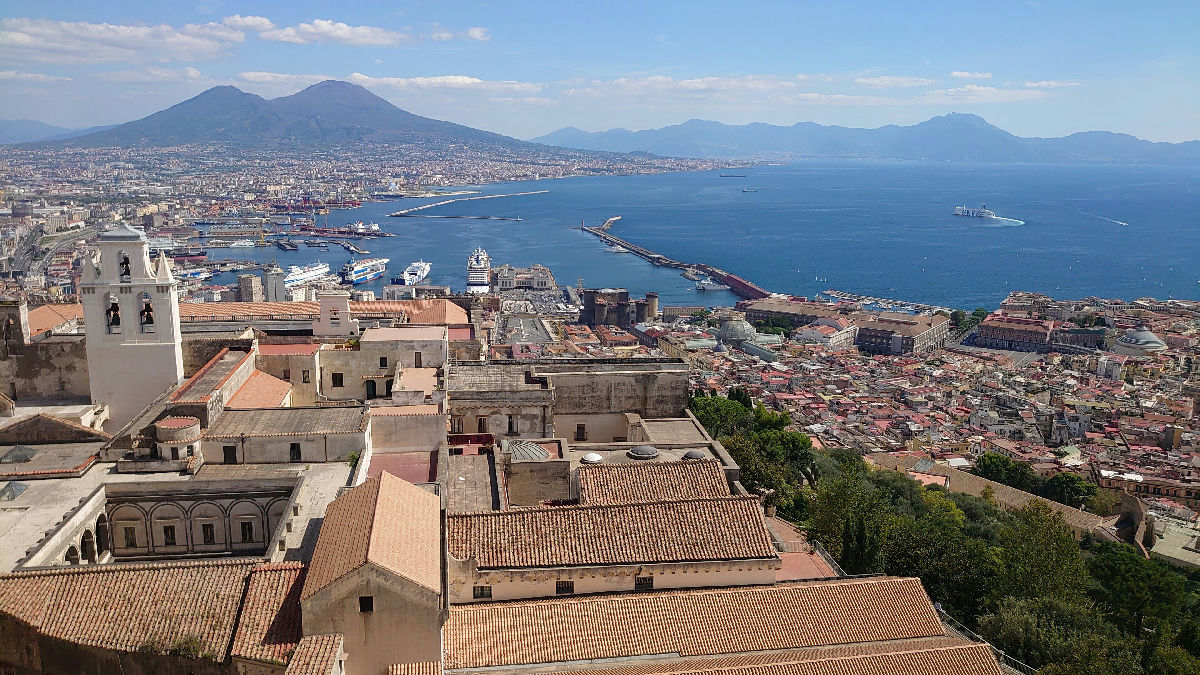 Wikipedia / Naples (en)