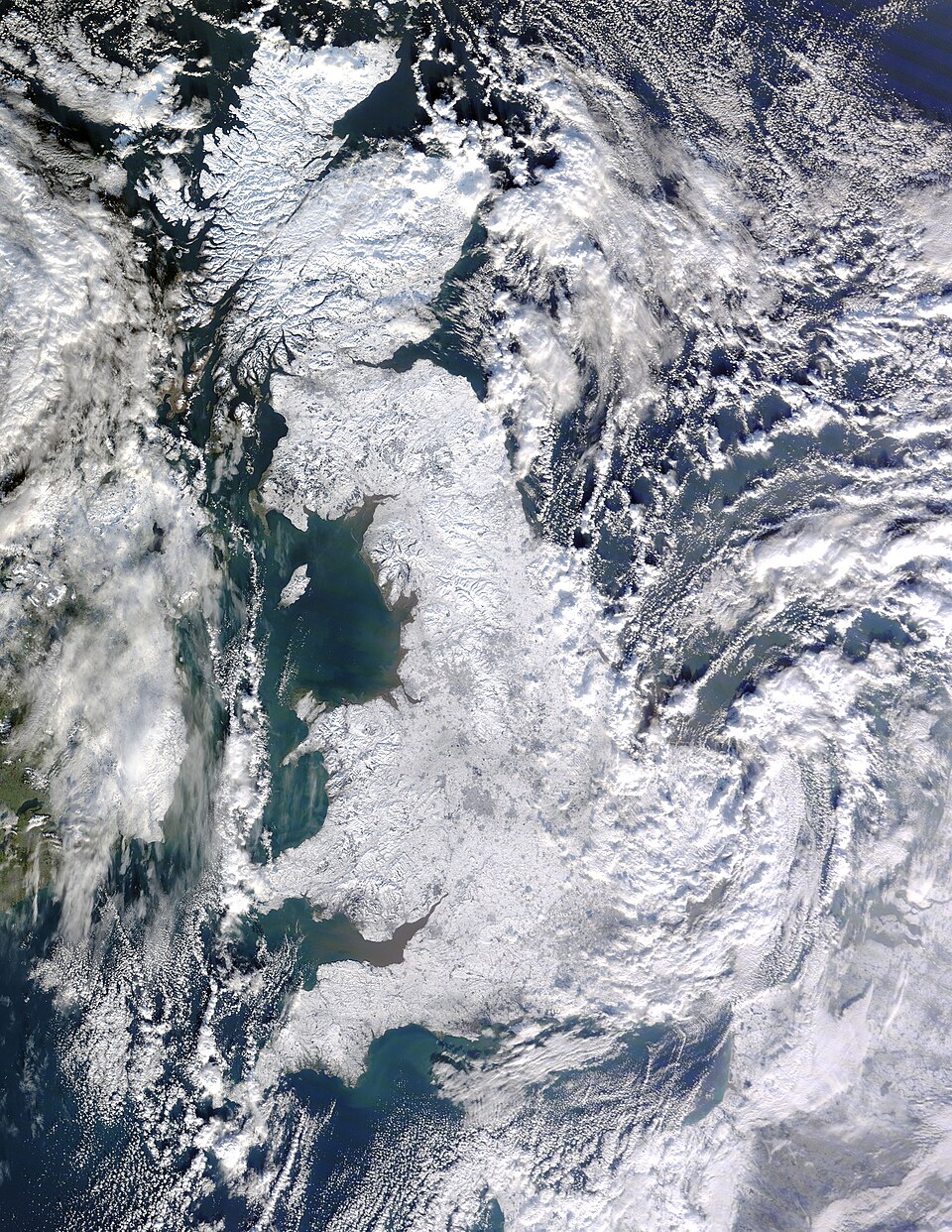 NASA image by Jeff Schmaltz, MODIS Rapid Response Team, Goddard Space Flight Cen / Public domain (via Wikimedia Commons)