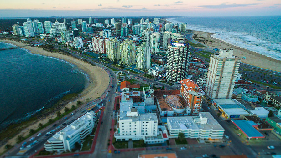 Wikipedia / Punta del Este (en)