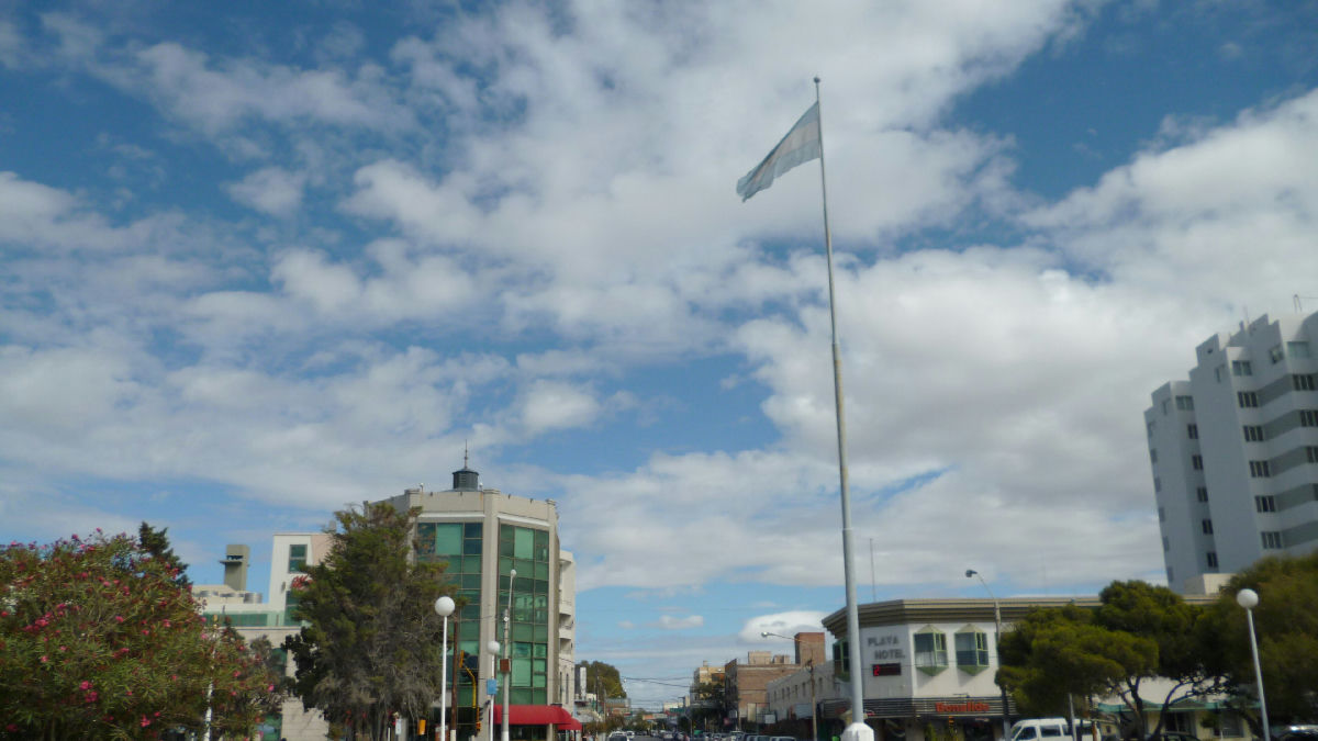 Wikipedia / Puerto Madryn (es)
