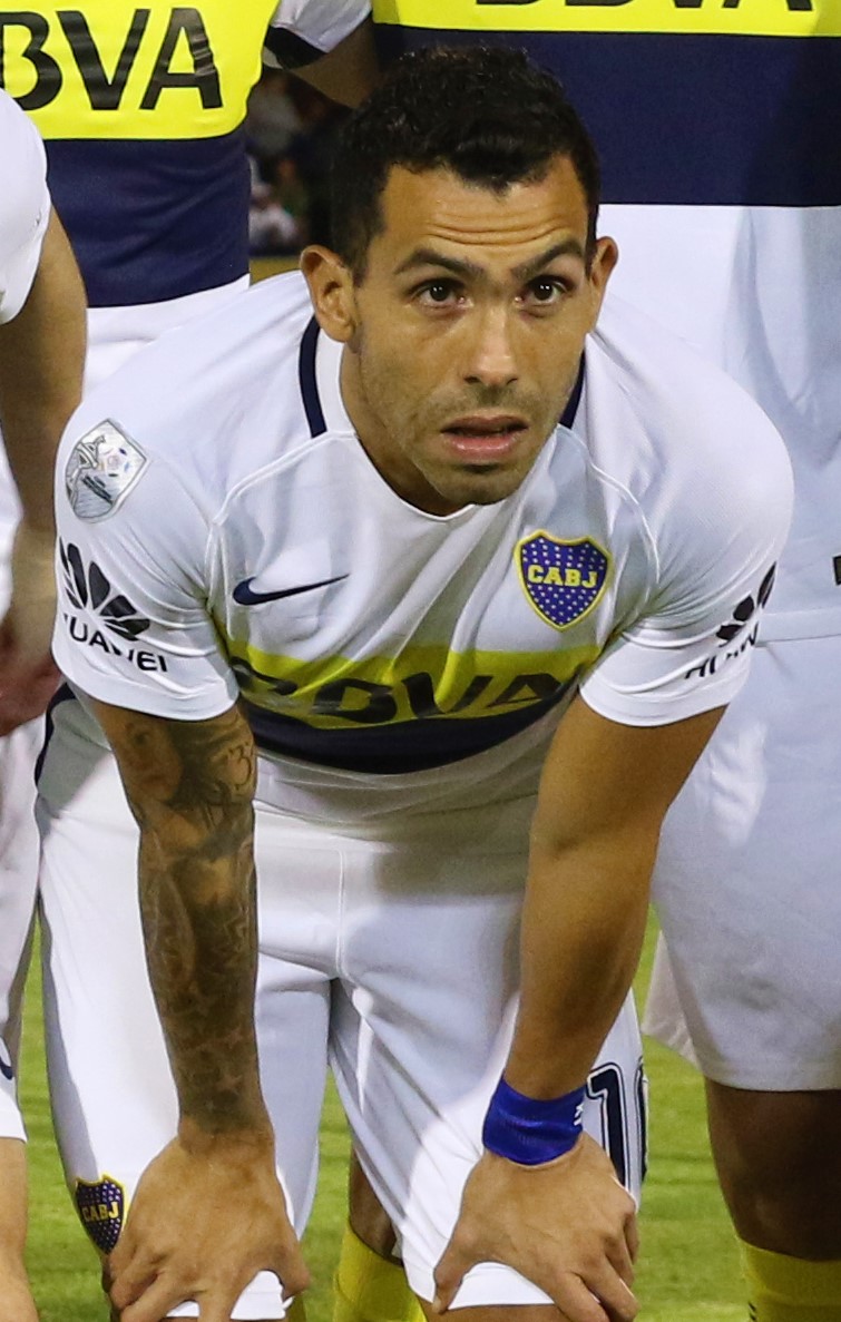 Wikipedia / Carlos Tevez (es)