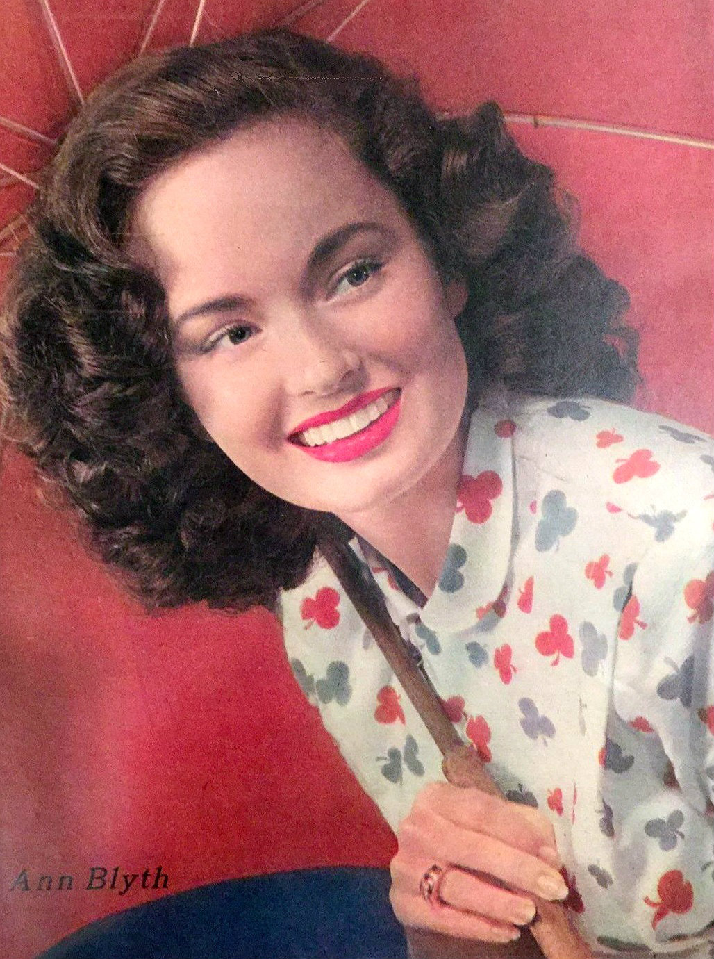 Wikipedia / Ann Blyth (es)