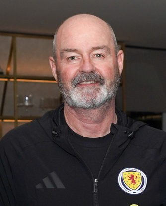 Wikipedia / Steve Clarke (es)