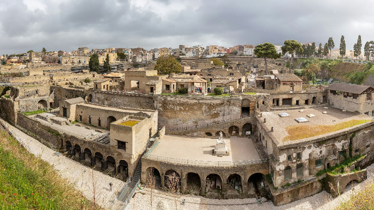 Wikipedia / Herculano (es)