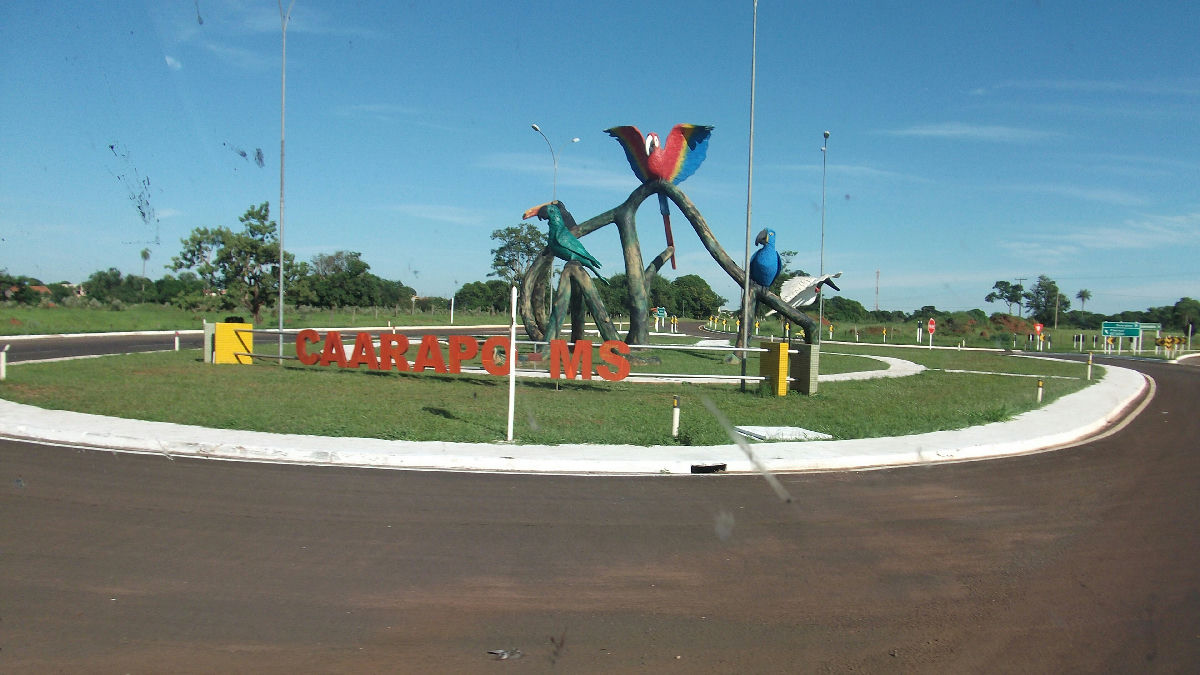Wikipedia / Caarapó (es)