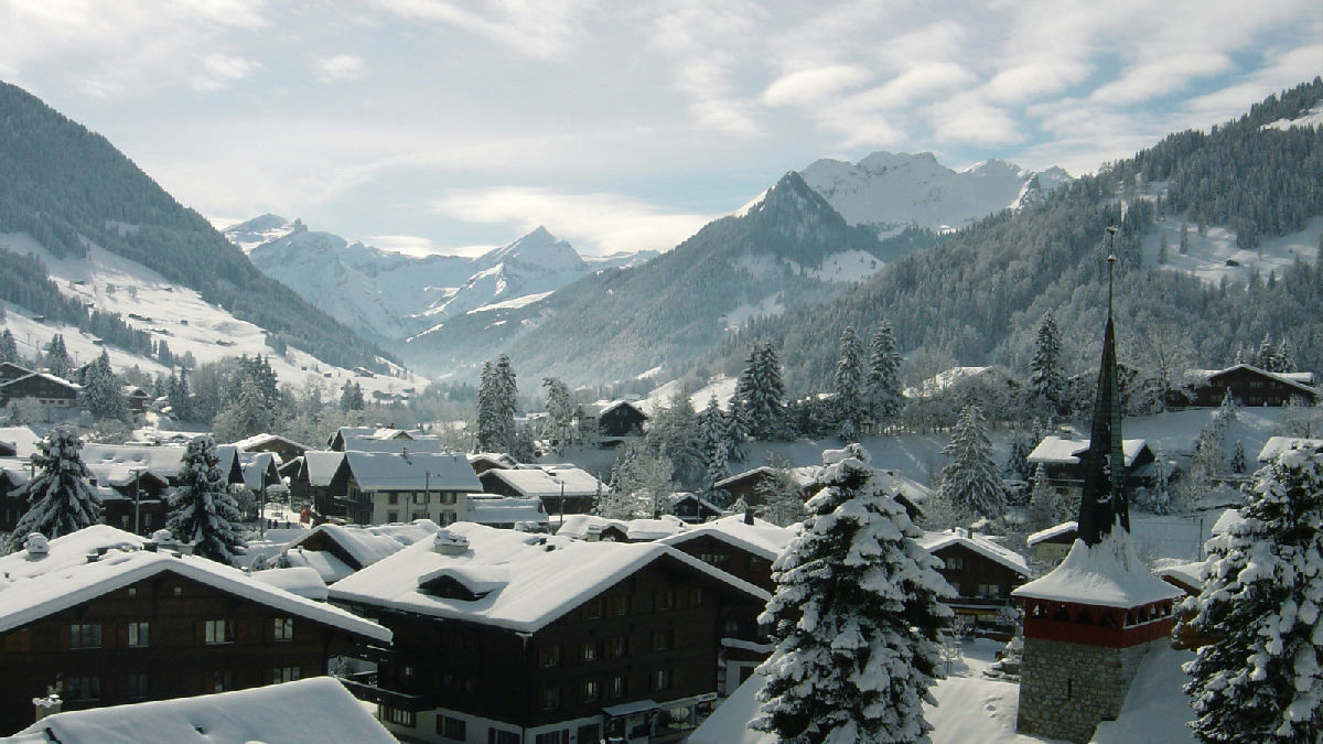 Wikipedia / Gstaad (es)