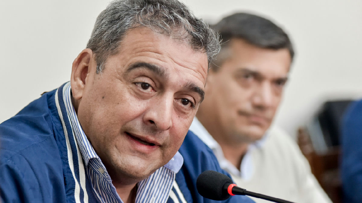 Wikipedia / Federico Mangione (es)