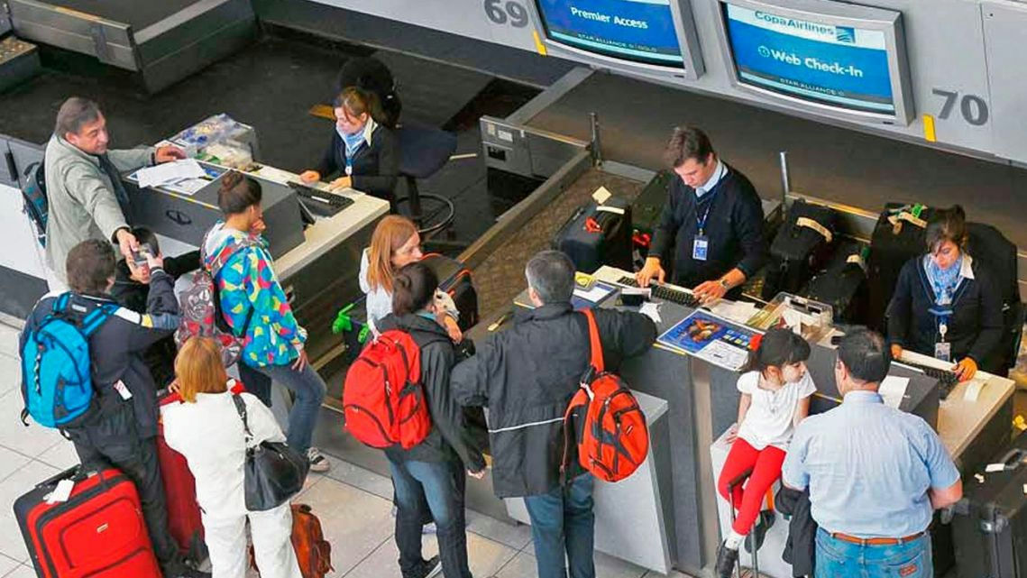 Argentina registra déficit turístico en junio a pesar del aumento de extranjeros