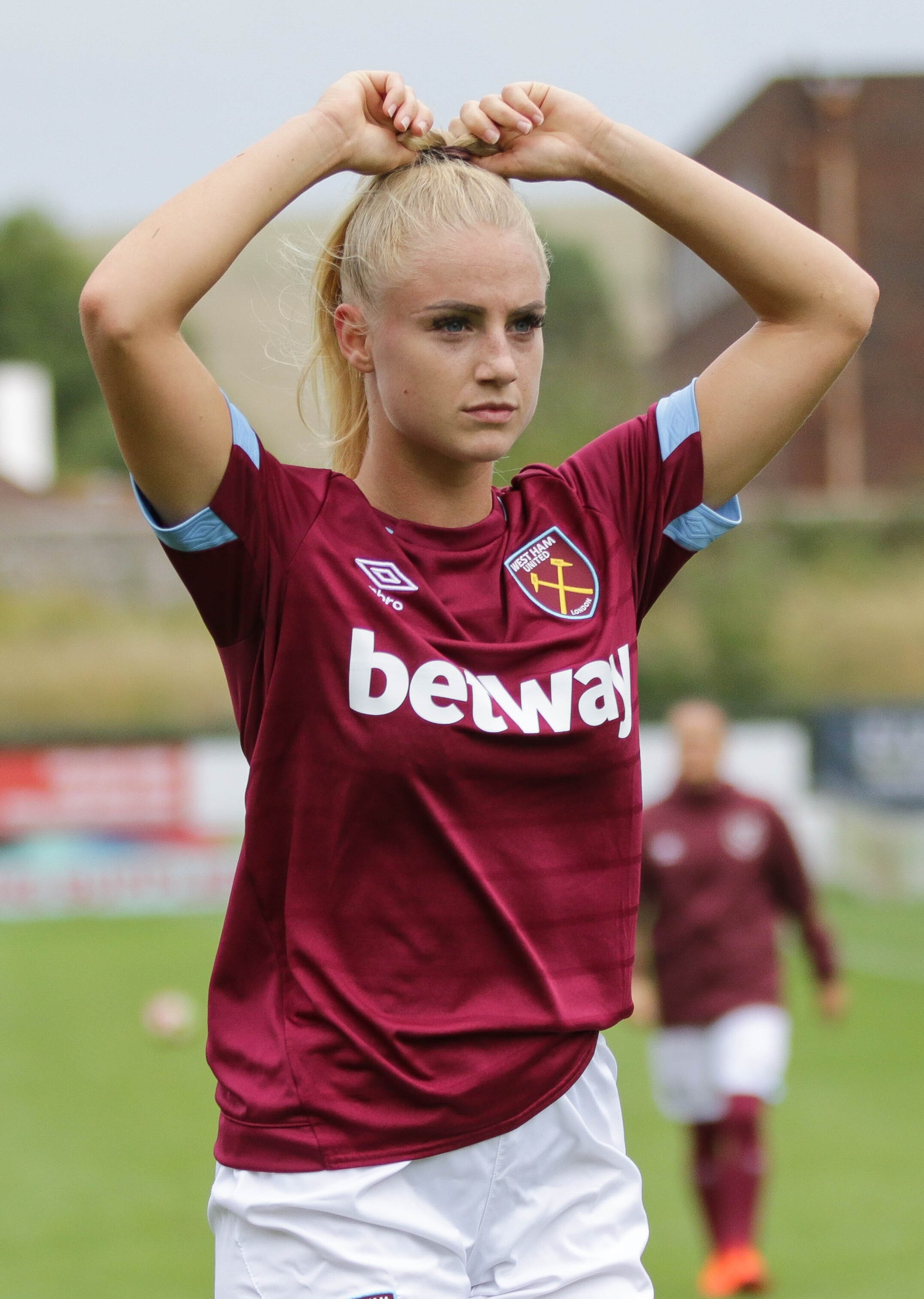 Wikipedia / Alisha Lehmann (es)