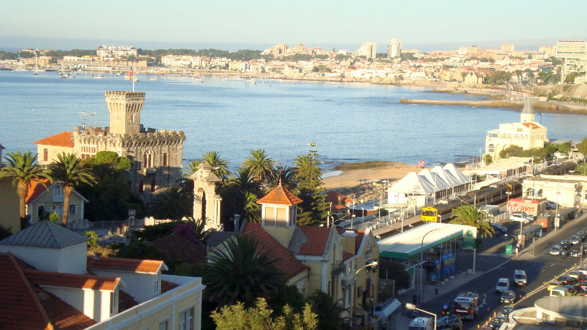 Wikipedia / Estoril (es)