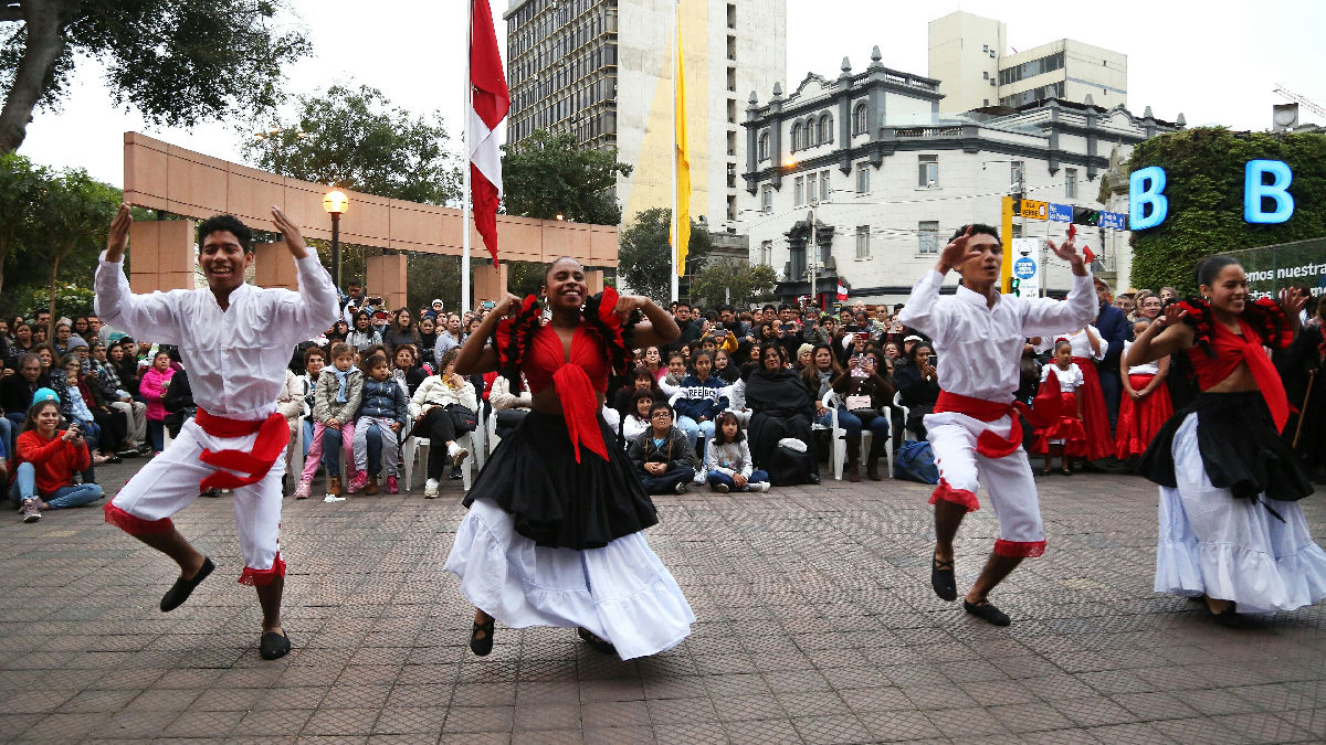 Wikipedia / Festejo (es)
