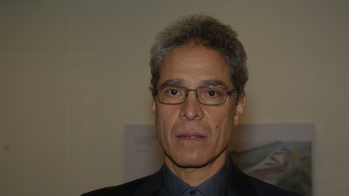 Wikipedia / Rodrigo Rey Rosa (es)
