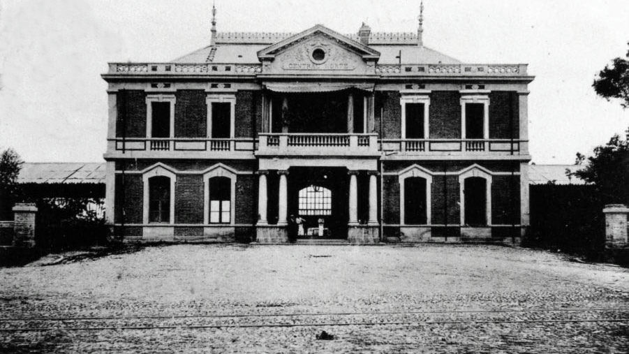 Unknown authorUnknown author Restoration:  Ezarate / Public domain (via Wikimedia Commons)
